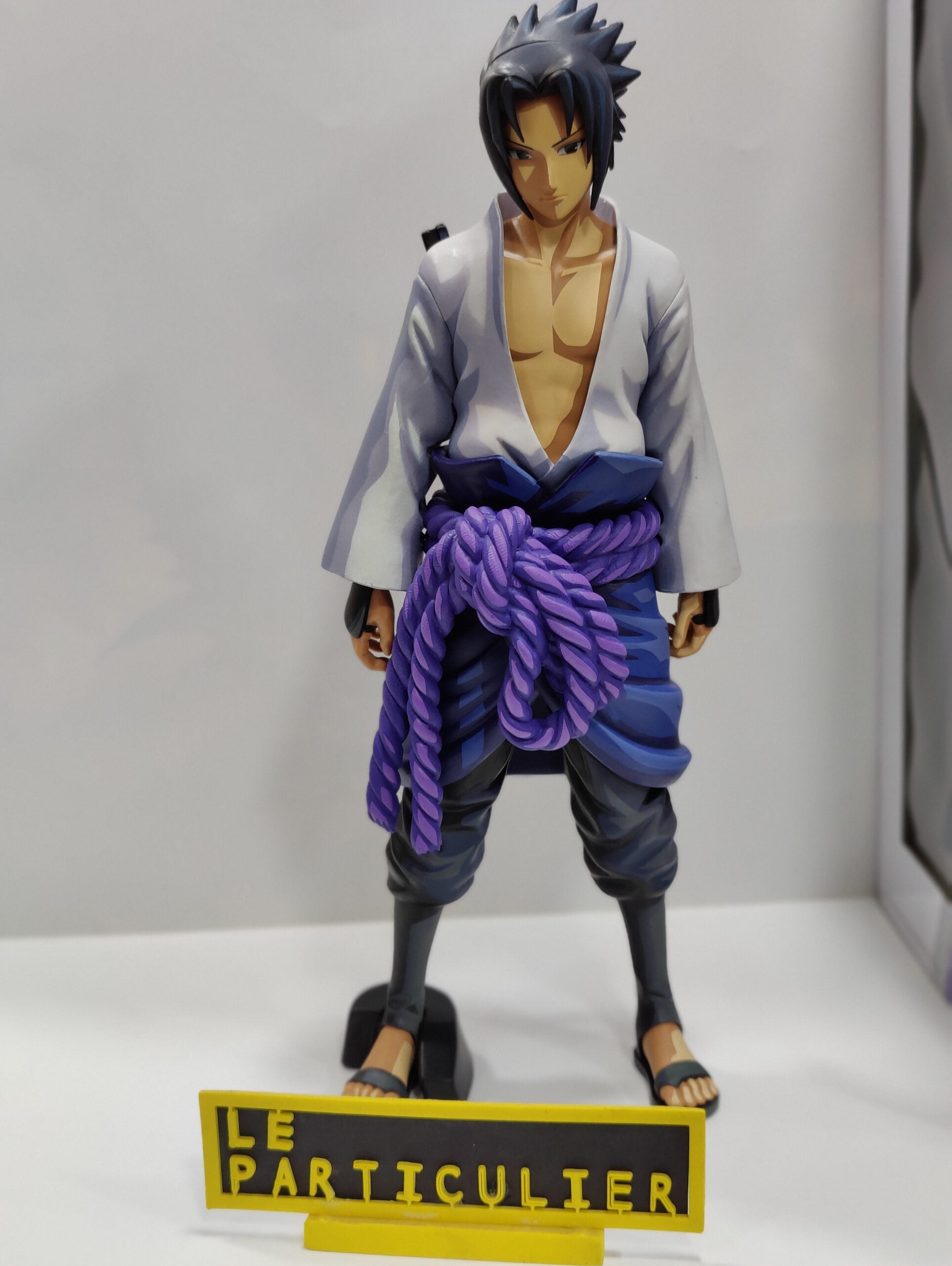 Figurine Sasuke Uchiha (28cm) – Le Particulier