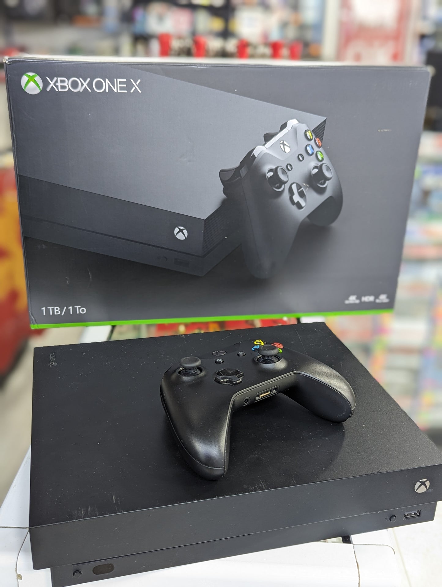 Xbox One X 1 TB (Occasion)+ 03 Mois Gamepass
